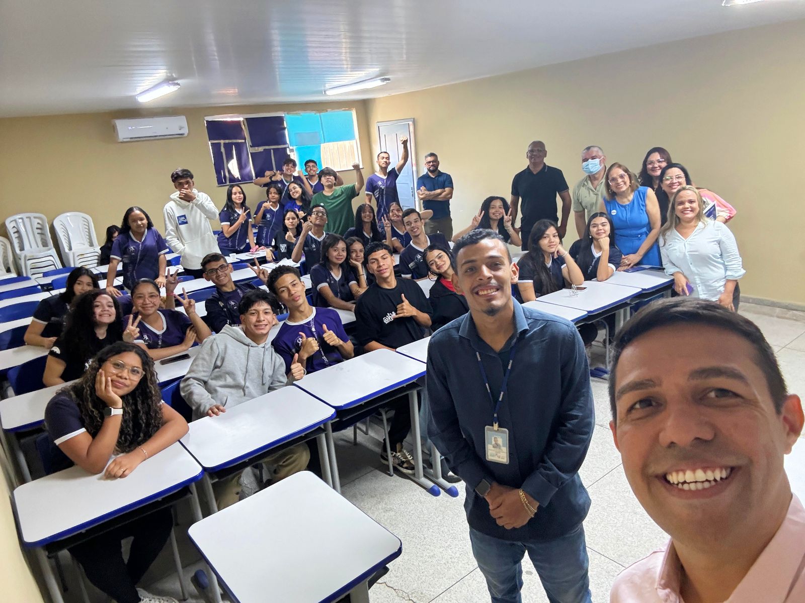 Escola Avertano Rocha